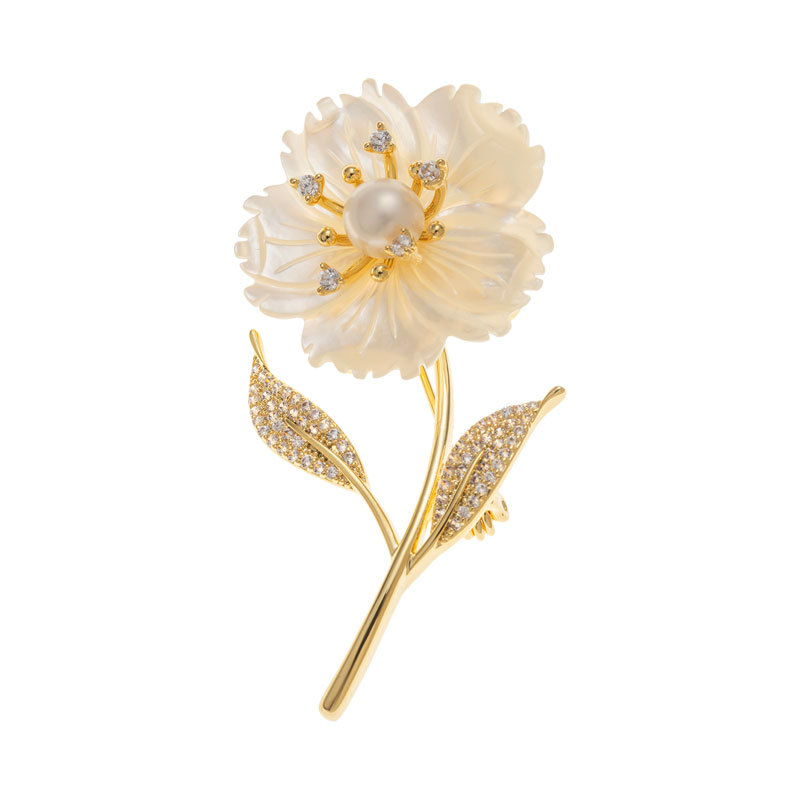 Fashionable light luxury style shell flower brooch niche high-grade flower pin new popular corsage suit accessories