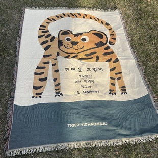 Custom outdoor camping blanket picnic cushion sofa blanket sofa cover nap blanket homestay bed end towel tapestry table runner cloth