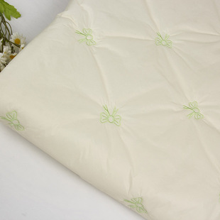 Own Factory Niss Spinning Large Diamond Grids Quilted Embroidery Ready-Made Small Flower Cosmetic Bag Luggage Fabric
