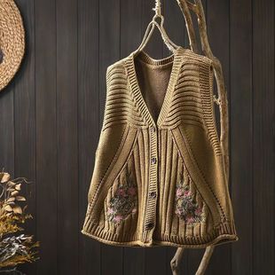 2024 Artistic Embroidered Cotton Knitted Vest Cardigan Women's V-neck Loose Casual Sleeveless Outer Waistcoat Women