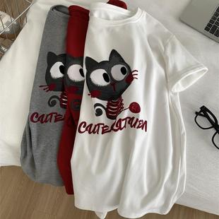 Симпатичная уменьшенная кошка с большими глазами стеганая футболка женская свободная повседневная корейская версия с круглым вырезом с короткими рукавами 25 весенних и летних нижних топов