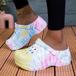 Cross-border New Hole Shoes Outdoor Wear Baotou Slippers 2025 Summer Thickened Bottom Women's Increased Two-wear Beach Shoes