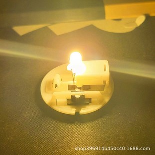 Factory supply eight-color optional night light movement electronic candle color-changing lamp luminous toy accessories base lamp