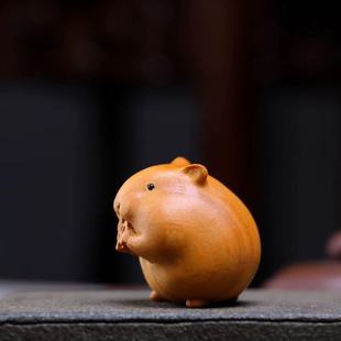 Yellow poplar wood carving Yabai hand piece cute food hamster ornaments tea table zodiac crafts play gifts wholesale