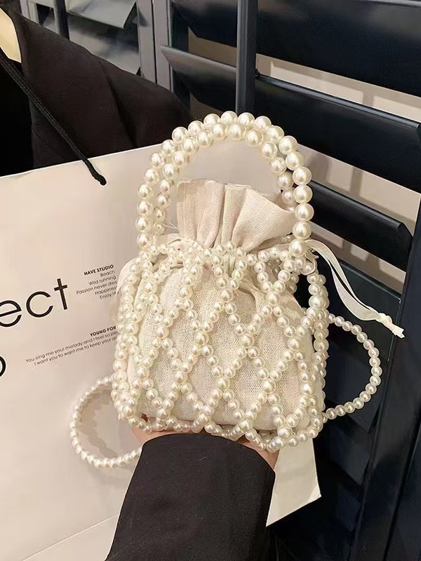 French retro fairy bag, woven beaded bucket bag, handbag, crossbody bag, summer niche design, hollowed-out pearl bag