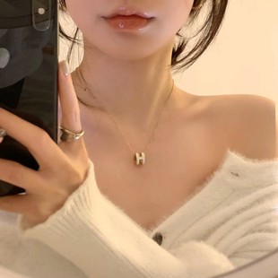 H Letter Titanium Steel Necklace Women's Woolen Chain Light Luxury Niche High-end Design Sense Clavicle Chain Internet Celebrity Popular Accessories