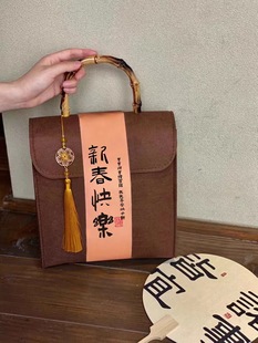 New Wooden Handle Portable Felt Bag, Souvenir Bag, Corporate Advertising Bag, Groomsmen and Bridesmaid Tote Bag