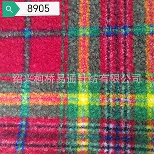 Производители поставляют утолщенные теплые принты осенью и зимой