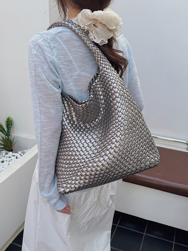 VIP【送料関税込】BOTTEGA VENETA CROSSBODY BAGS Bottega Veneta Bag WholeSale - Price List, Bulk Buy at