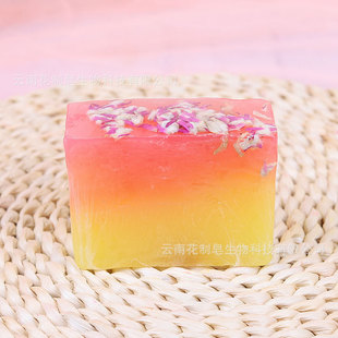 Flower essential oil soap silk protein plant essence cleaning and hydrating one soap multi-purpose manufacturer gift wholesale