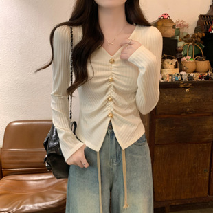 Real in stock Pure Desire V-neck Long-sleeved T-shirt Women's Western-style Design Niche Slim-fit Short Base Top