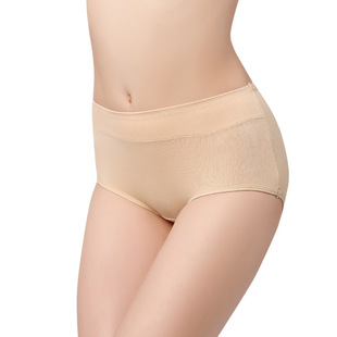 Mid-waist panties women plus size solid color briefs comfortable breathable cotton half-wrap hip panties wholesale