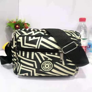 Middle-aged and elderly backpack 2024 new Oxford cloth shoulder messenger bag mother bag nylon flower cloth bag stall bag