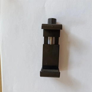 Live mobile phone clip tripod clip horizontal shot vertical shot selfie stick triangle bracket fixed 360 Rotating clip