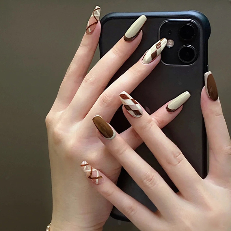 Fake Nail Finished British Style Color Skipping Checkerboard Wearing Armor Gentle White High-grade Long Ballet Armor Piece