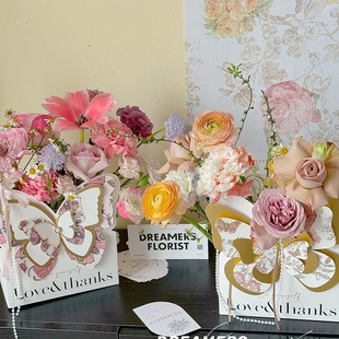 Flower Flying Butterfly Dance Series Gift Box Butterfly Stereo Portable Box Gift Floriculture Flower Packaging Box Empty Box