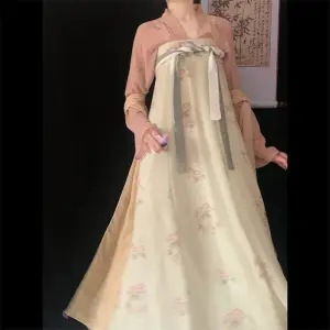 Весной и летом новая супер-сказочная Китайская одежда, Женская цельная сломанная юбка до груди, старинная Китайская одежда с принтом Тан, повседневная оптовая продажа