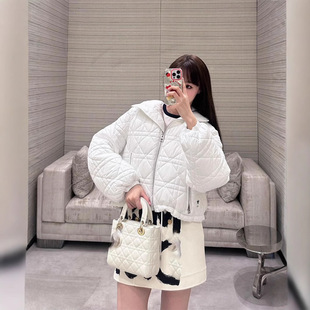 24 Autumn and Winter New DIO Simple All-match Casual Comfortable Classic Diamond Pattern White Hooded Cotton-padded Jacket