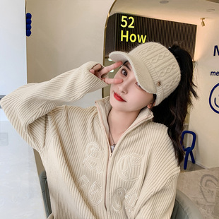 2024 winter new warm cap female dew ponytail show face small cap thick warm baseball cap wholesale