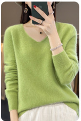 First-line clothing wool sweater women's V-neck pullover loose bottoming shirt autumn and winter new solid color sweater