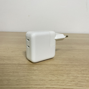 Suitable for Apple PD35W double C port European standard PD charging head fast charging mobile phone Apple notebook dual port charger