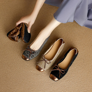 2025 Guofeng New Chinese Style Soft Leather Soft Bottom Single-layer Shoes Women's Low Heel Thick Heel Full Leather Milk Shoes Small Xiangfeng Bean Shoes