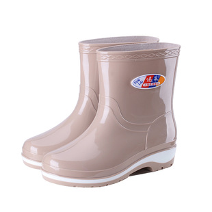 Rain Boots women's non-slip short water shoes fashion warm water boots adult low rubber shoes fleece-lined rain boots one-piece delivery