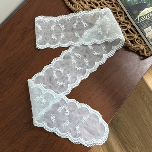 Advanced Lace Fart Curtain Denim Pants Stacked Women's 2025 New Triangle Headband Seaside Hair Band Headband Headwear
