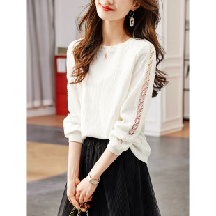 Round neck hollow lace texture top women's T2024 spring new fashion temperament knitted long sleeve T-shirt