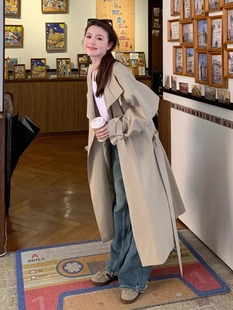 British style stand collar trench coat women's autumn 2023 new minimalist quiet luxury design feeling loose long knee coat