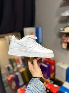 Чистый белый Air Force One Первый слой воловьей кожи AF1 Черный самурай полностью белый классический низкий бан маленькие белые туфли пара спортивных туфель