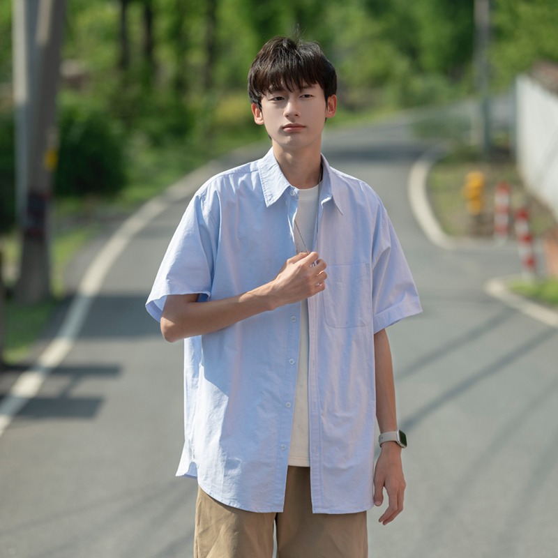 아메리칸 반팔 셔츠 남성 여름 루즈하고 고급스럽고 멋진 라펠 셔츠 라이트 블루 캐주얼 루즈 자켓