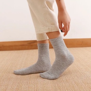 Cross-border men's and women's love boat socks men's socks women's black and white gray cotton socks Zhuji socks factory direct socks