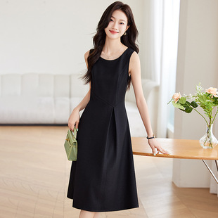 Red Sleeveless Crewneck dress Women's 2024 Summer New Casual Commuting High-end Elegant Small Skirt