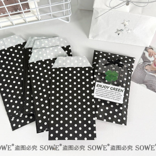 Ins Style Black Wave Dot Paper Bag Card Discharge Sticker Packaging Bag High Color Value Gift Packaging Bag Kraft Paper Bag