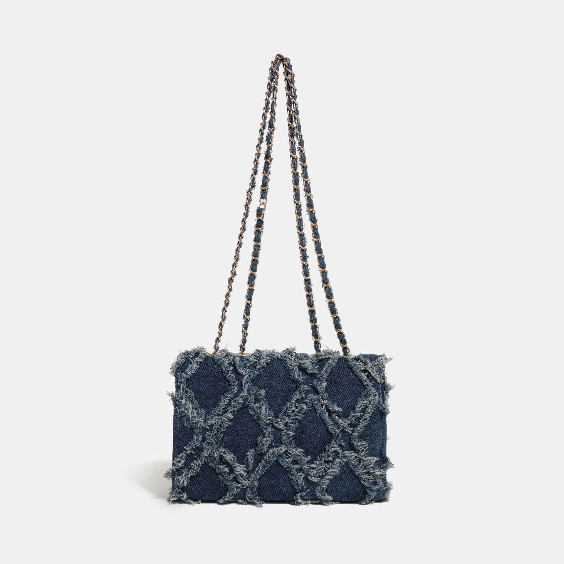 Women's shoulder bag, denim chain flap small square bag, Chanel style, high-quality quilted pattern, versatile, fashionable and sophisticated.
