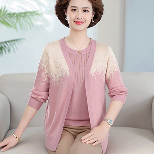 2024 new spring and autumn middle-aged and elderly women's embroidered two-piece suit fashionable western style knitted sweater middle-aged mom coat