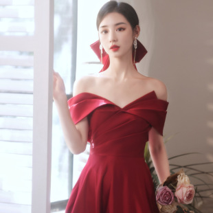 One-Shoulder Bride Toasting Dress 2024 New Style Banquet Elegant Wedding Door-Back Dress Wine Red Engagement Evening Dress for Women