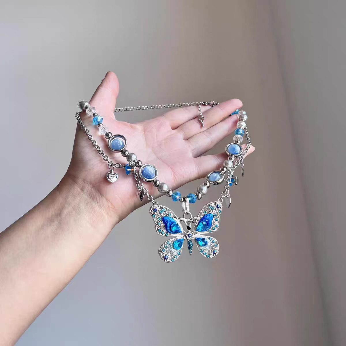 Summer New Butterfly Tassel Beaded Necklace for Women Niche Personality Design Heavy-Duty Hot Girl Sweet and Cool Style Clavicle Chain