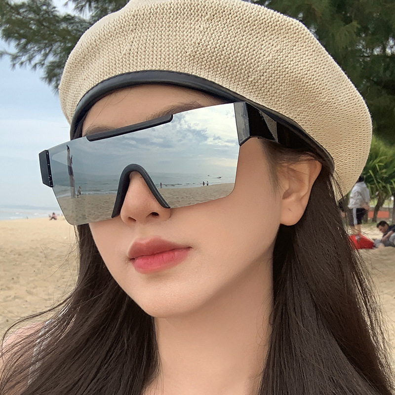 European and American Box Conjoined Film Future Science and Technology Outdoor Riding Sunglasses Men and Women's Advanced Sunshade Sunglasses