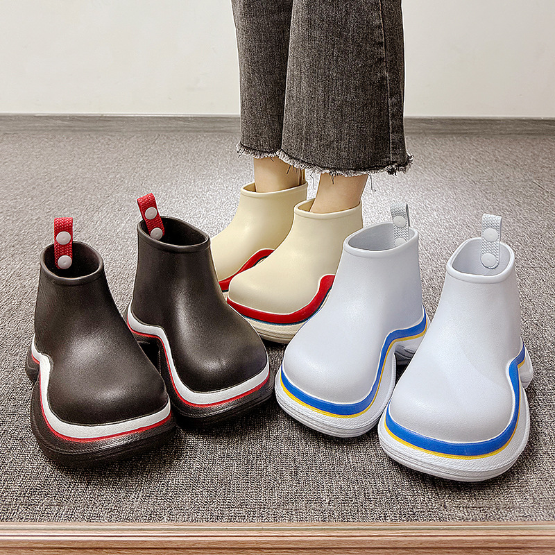Versatile Height-Increasing Summer New Fashion Trendy Casual Rain Boots for Outdoor Wear, Short-Tube Women's Waterproof Thick-Soled Shoes