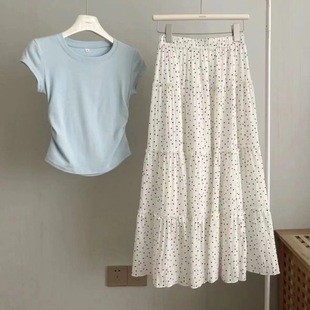 Summer gentle wearing a set of women's 2024 new simple style design top fashion skirt two-piece set