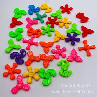 Fingertip gyro mini plastic gyro 6 small size gyro children's small toy foreign trade cross-border toy
