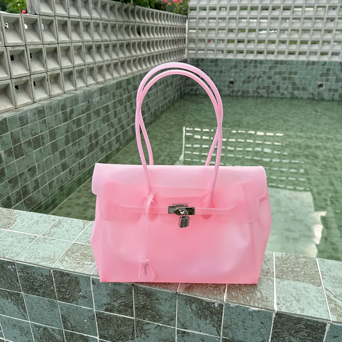 JellyFirkin handbag, TPU transparent jelly bag, shoulder bag, Kiikii's same style jelly bag tote bag.