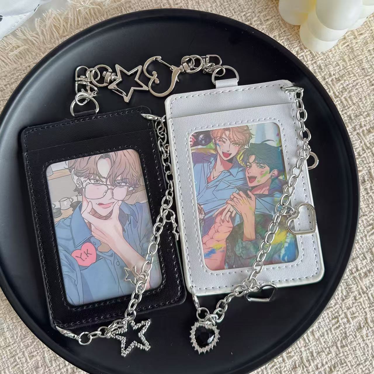 Sweet and Cool Style Photo Card Holder Keychain with Metal Chain and Heart-Shaped Star-Shaped Clip, Hard Protective Card Holder Keychain