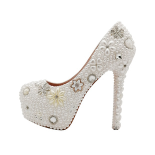 2021 New Autumn 14cm round head viscose shoes low retro Pearl banquet thin heel spot solid color shoes