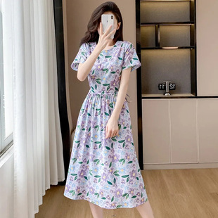 High-grade dress Women's Mid-length 2025 Summer New Short-sleeved Small Floral Loose Slimming Western Style Age-reducing Skirt