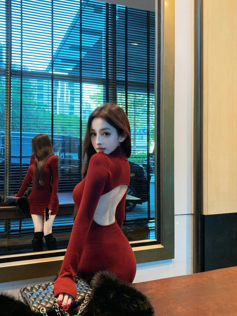 Red High-Neck Long-Sleeved Dress for Women in Autumn and Winter, Hollow-Out Backless Sexy Tight-Fitting Dress, Hot Girl Slim-Fitting Hip-Hugging Short Dress
