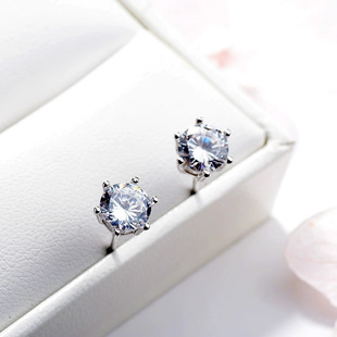 New Korean version of six-claw earrings imitation Mosan diamond women's classic earrings direct silver plated earrings hot selling a generation of hair