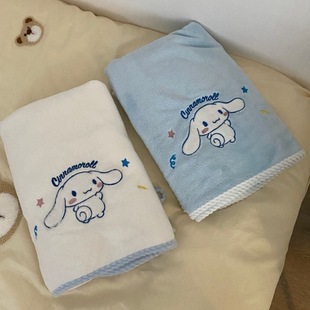 Couple's Cartoon Bath Towel Loving Coral Fleece Soft Water Absorbing Quick-drying Bathrobe for Home and Dormitory